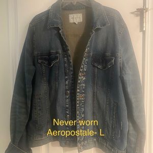 Men Jean (unisex) Jacket-never worn